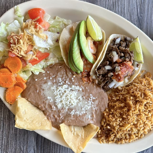 2 Soft Tacos Combo.